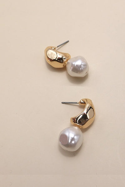 A Second Thought Pearl Gold Drop Earring