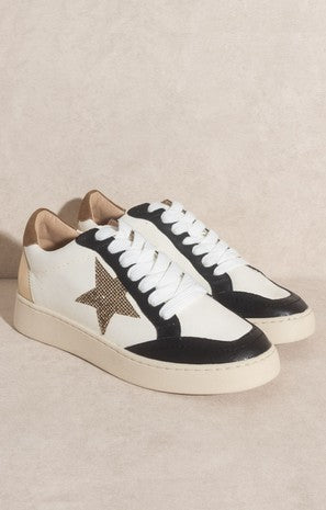 "Eliana" Star Sneaker