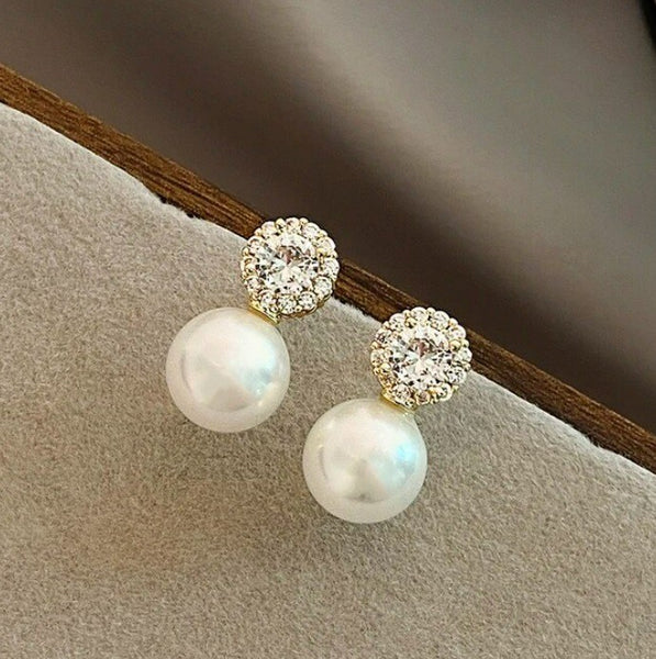 No Dull Moments Round Pearl Earrings