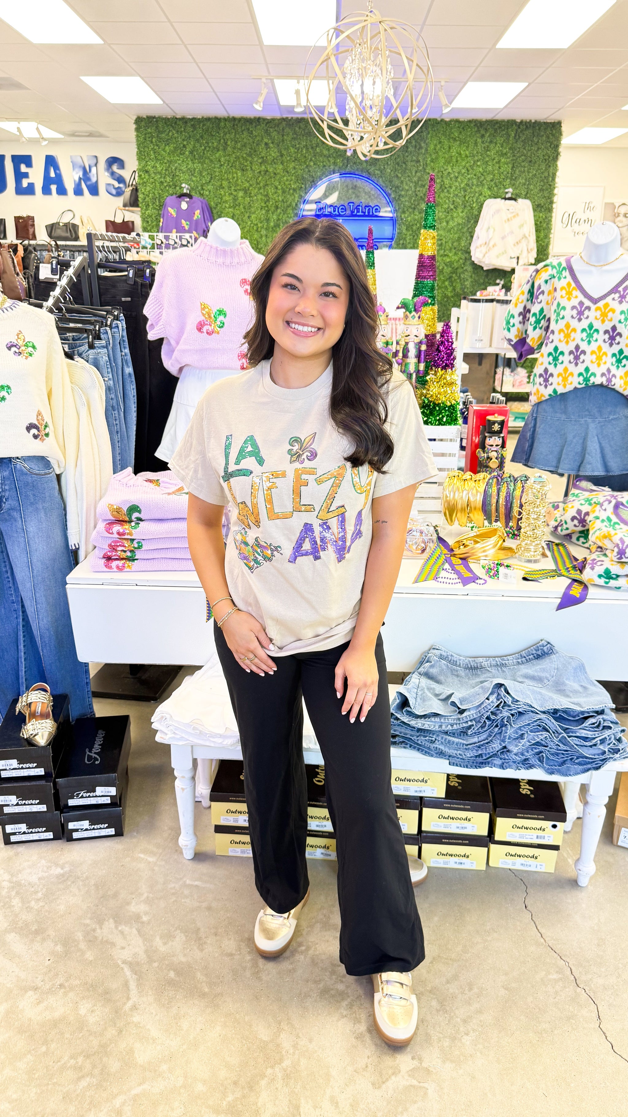 Graphics – Blue Line Boutique