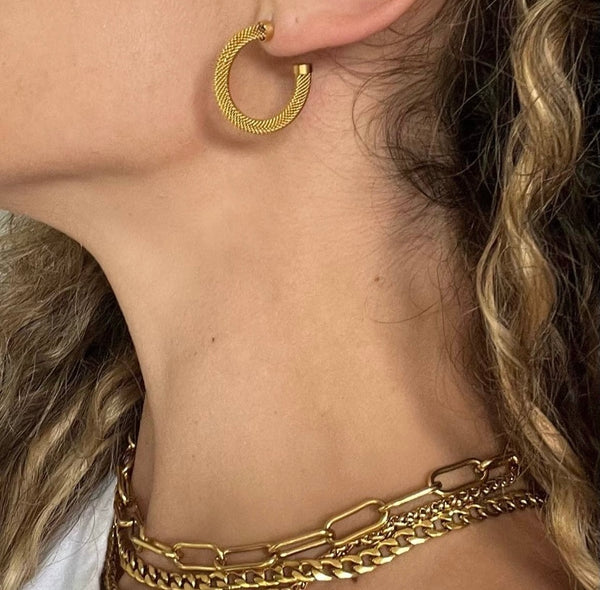 Ellie Vail "Wynn" Mini Mesh Hoop Earring